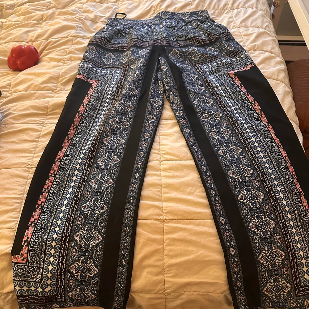 Daniel Cremieux Blue and Black Patterned Skirt - Picture 3 of 7